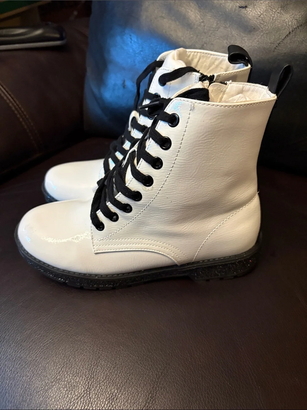 Girl’s 3M GIULETTA White Patent Lace-Up Boots with Black Laces